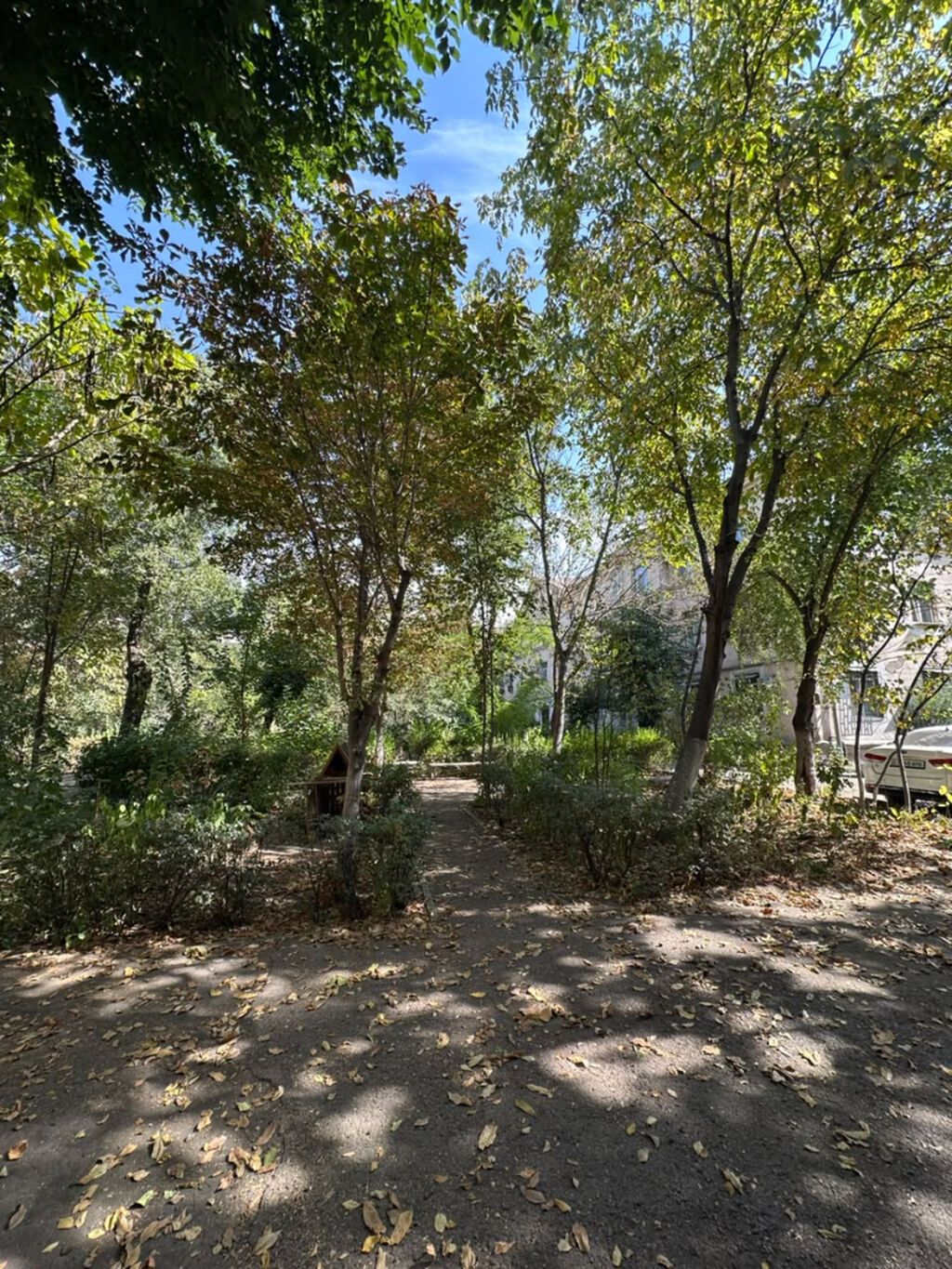 3 комнаты, 72 м², Золотой квадрат Сталинка, 2 этаж, Требуется ремонт: фото 5