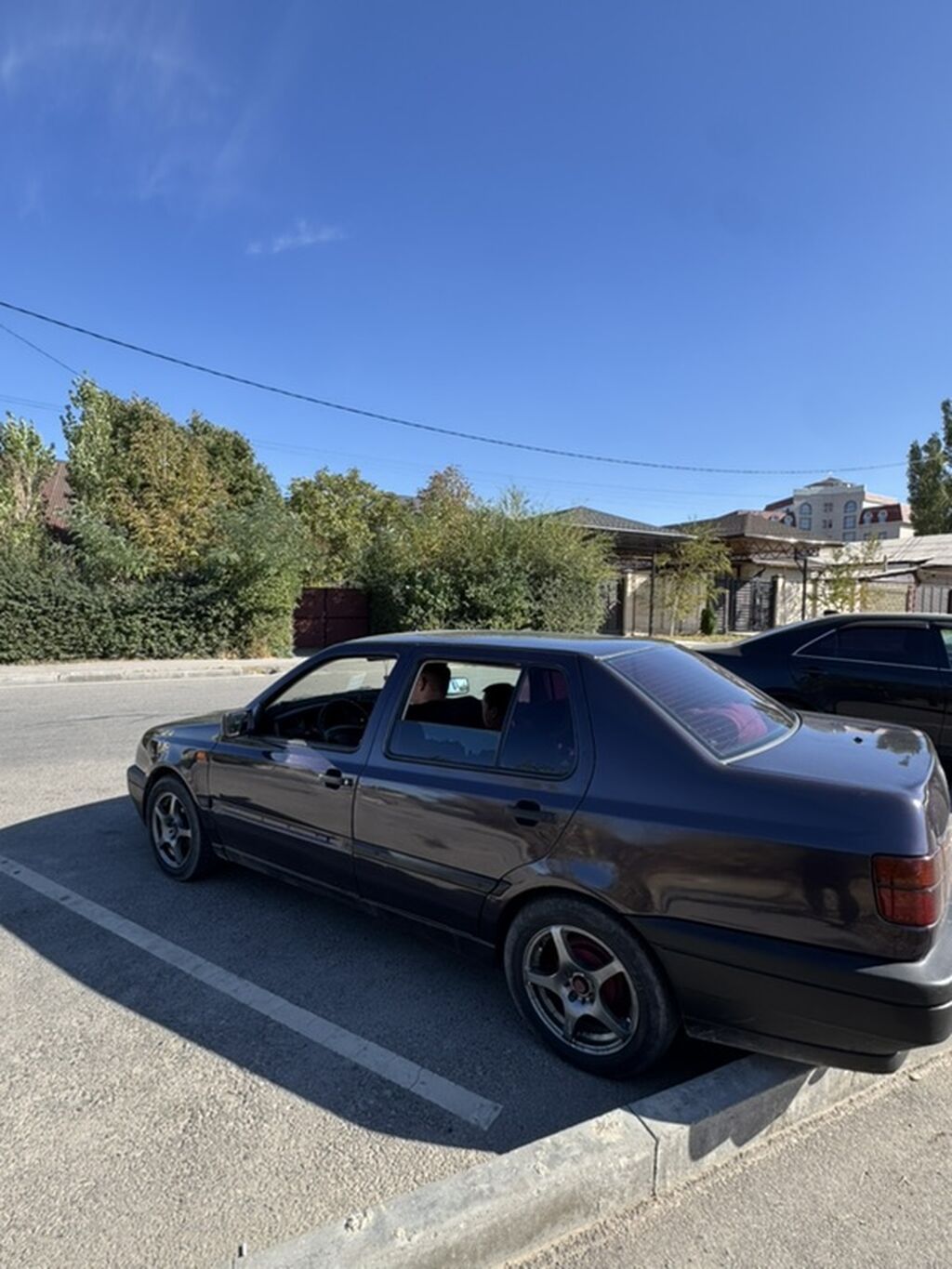 Volkswagen Vento: 1995 г., 1.8 л, Механика, Бензин, Седан: фото 2