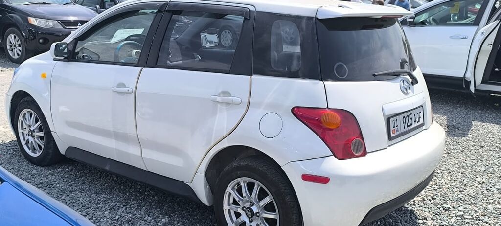 Scion xA: 2004 г., 1.5 л, Автомат, Бензин, Хэтчбэк: фото 4