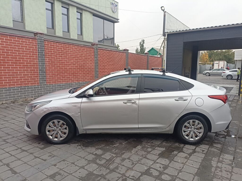 Hyundai Solaris: 2019 г., 1.6 л, Автомат, Бензин, Седан: фото 2
