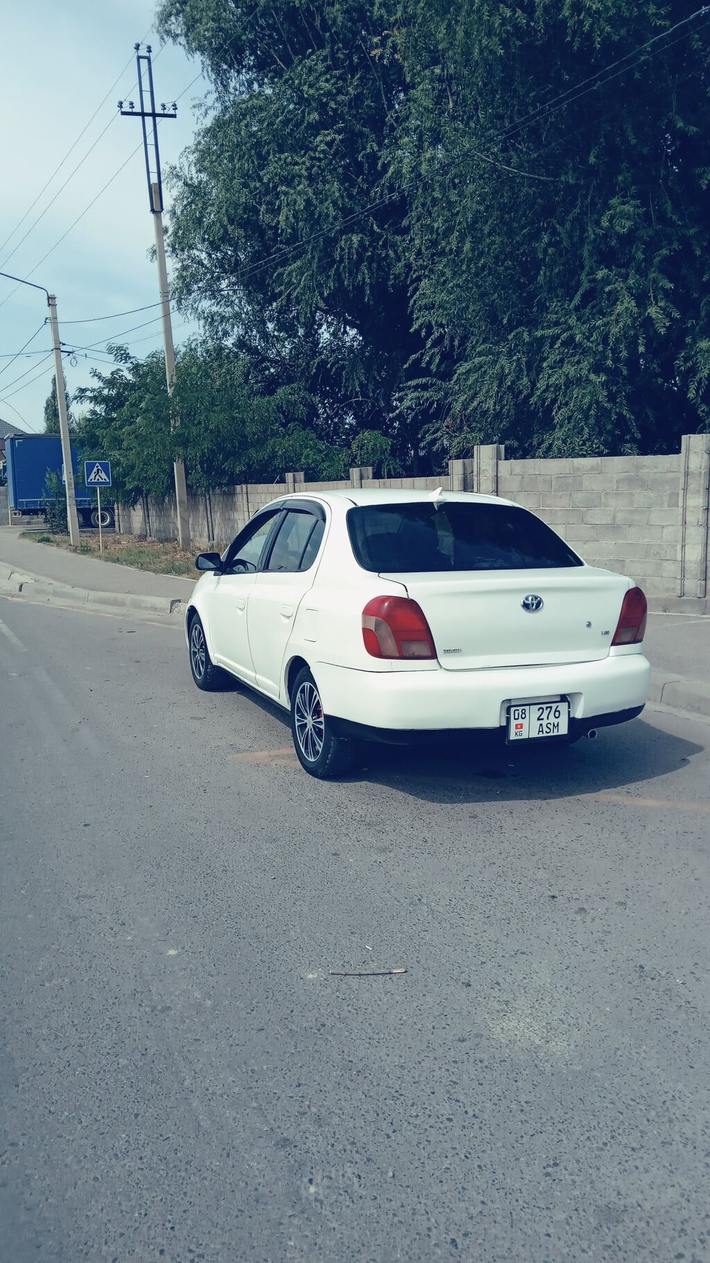 Toyota Platz: 2001 г., 1.5 л, Автомат, Бензин, Седан: фото 5