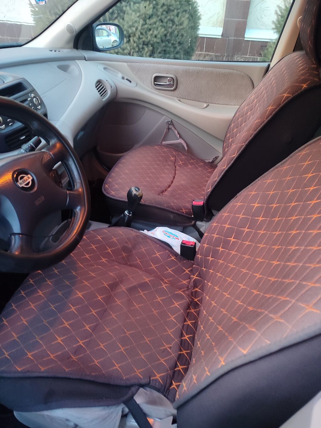 Nissan Almera Tino: 2000 г., 2.1 л, Механика, Бензин, Минивэн: фото 6
