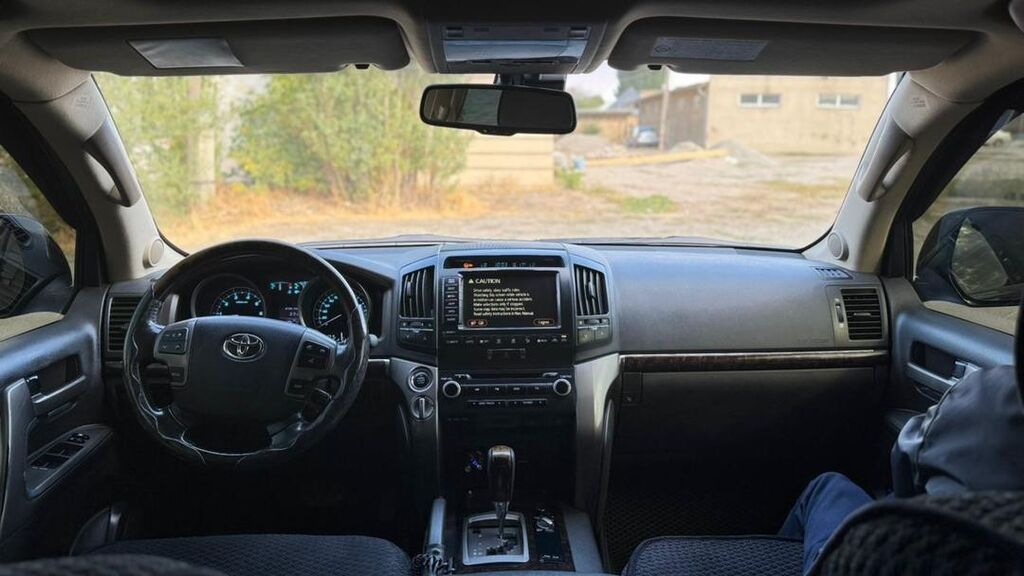 Toyota Land Cruiser: 2008 г., 4.7 л, Автомат, Газ, Внедорожник: фото 6