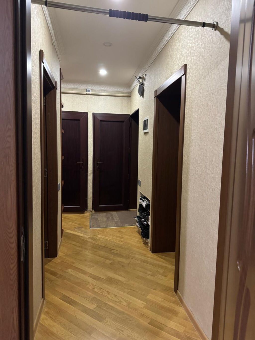 Bakı, Bakıxanov qəs., 4 otaqlı, Köhnə tikili, 90 kv. m