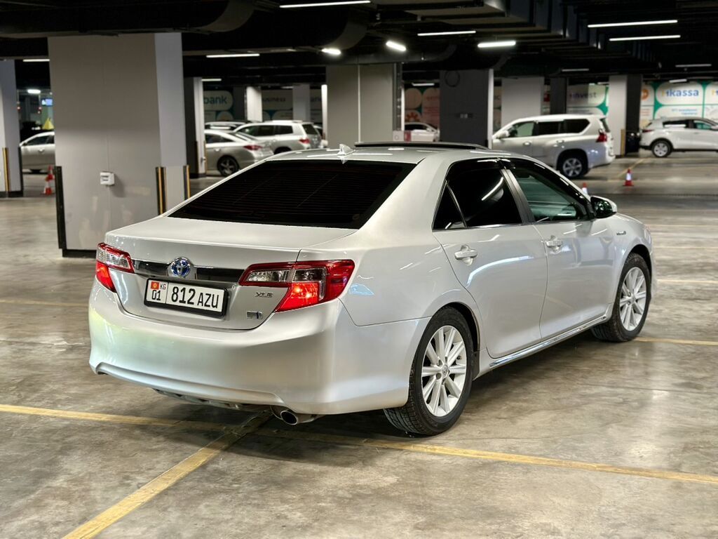 Toyota Camry: 2014 г., 2.5 л, Вариатор, Гибрид, Седан: фото 6