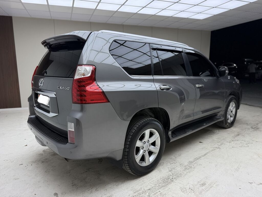 Lexus GX: 2010 г., 4.6 л, Автомат, Бензин, Внедорожник: фото 5