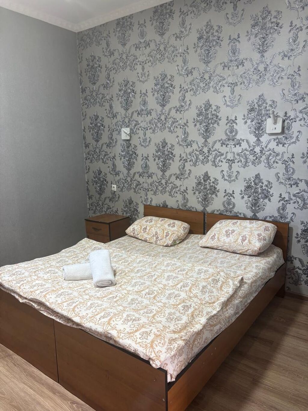 3 комнаты, Люкс, элитка, Восток-5 мкр, Душевая кабина, Постельное белье, Кондиционер: фото 2