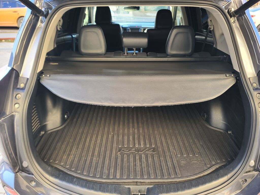 Toyota RAV4: 2018 г., 2.5 л, Автомат, Бензин, Кроссовер: фото 7