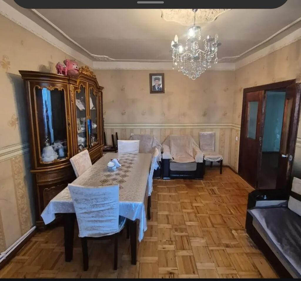 Saray, 3 otaqlı, Köhnə tikili, 67 kv. m