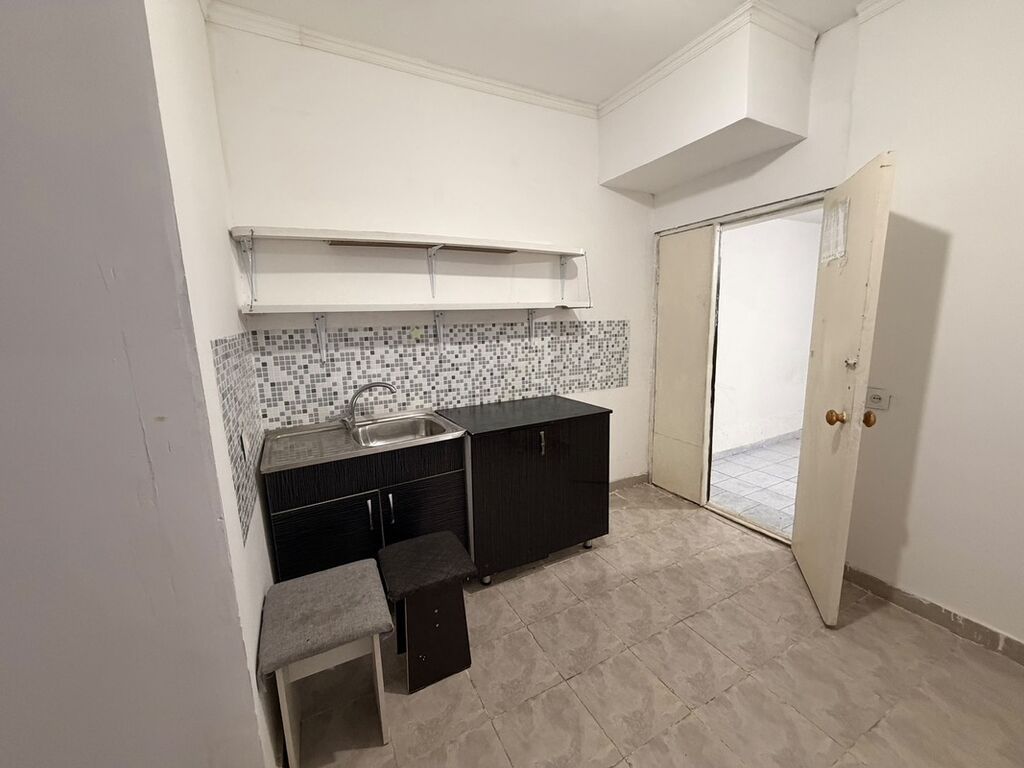Сдам квартиру 35 м² на Верхнем Джале: фото 1