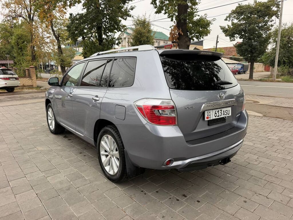 Toyota Highlander: 2010 г., 3.5 л, Автомат, Гибрид, Кроссовер: фото 4