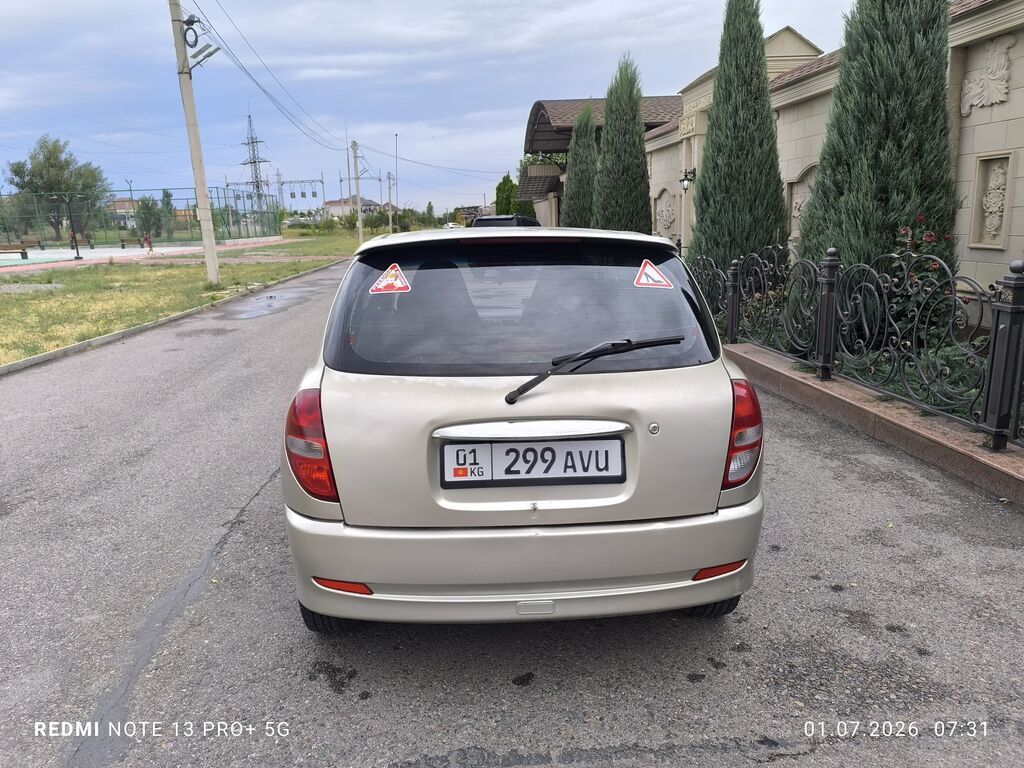Daihatsu Sirion: 2002 г., 1 л, Автомат, Бензин: фото 6