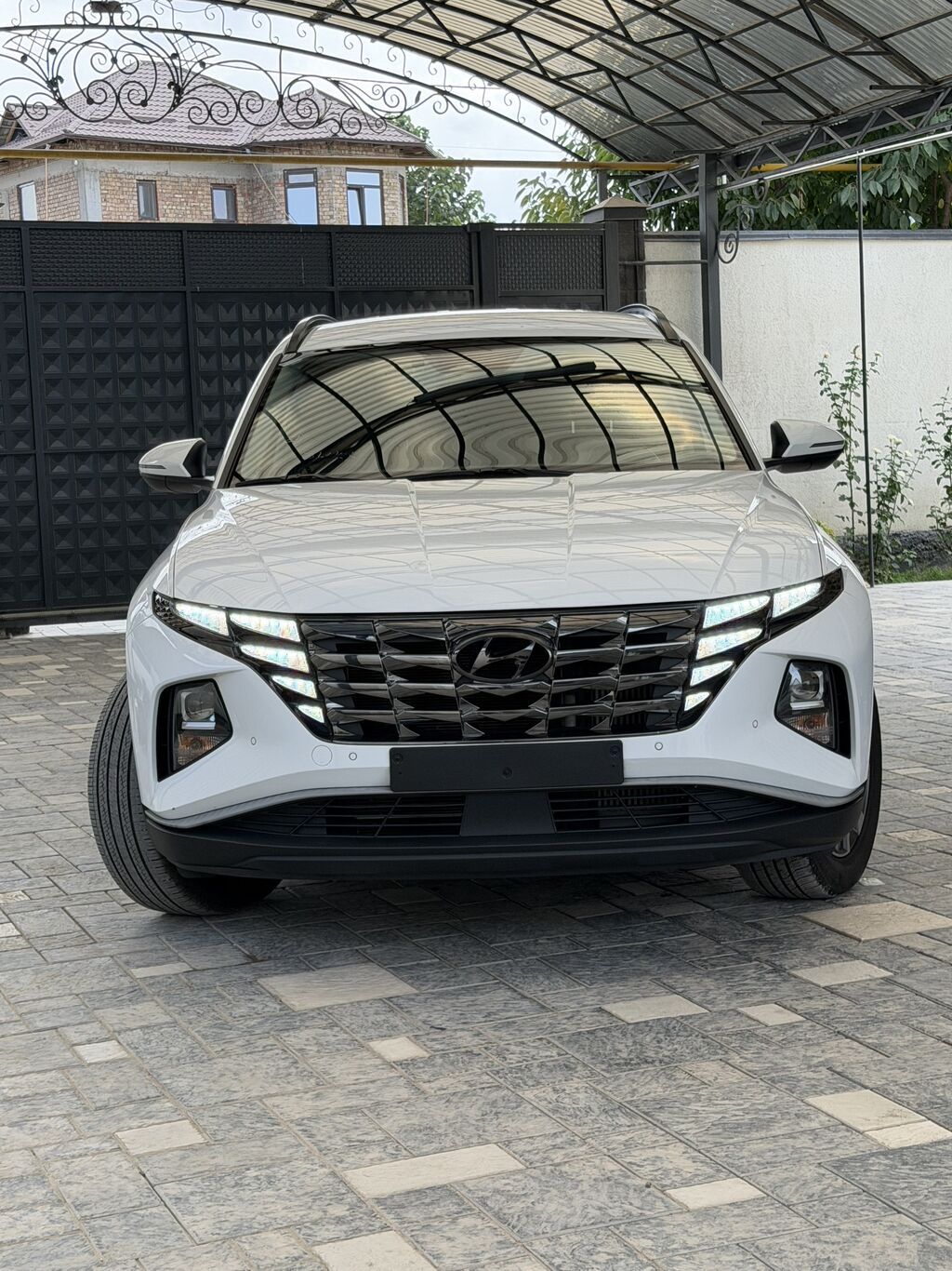 Hyundai Tucson: 2022 г., 2 л, Автомат, Дизель, Кроссовер: фото 2
