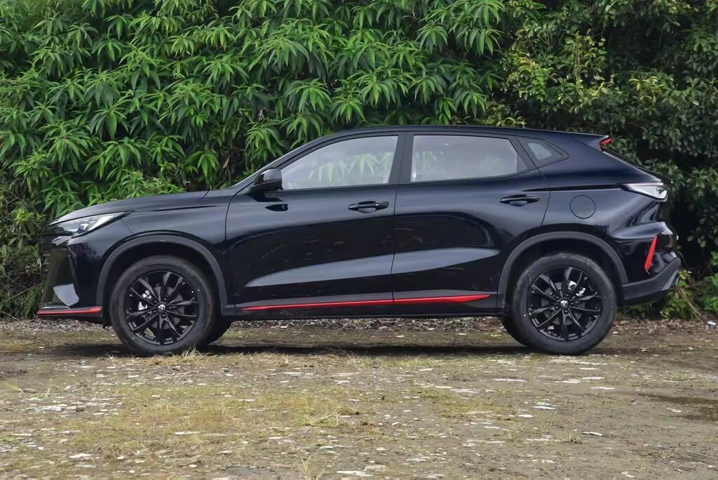 Changan X5 Plus: 2026 г., 1.5 л, Робот, Бензин, Кроссовер: фото 3