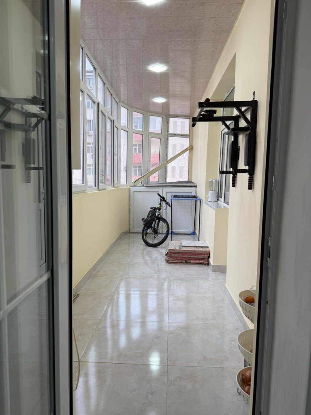 4 otaqlı, Yeni tikili, 135 kv. m