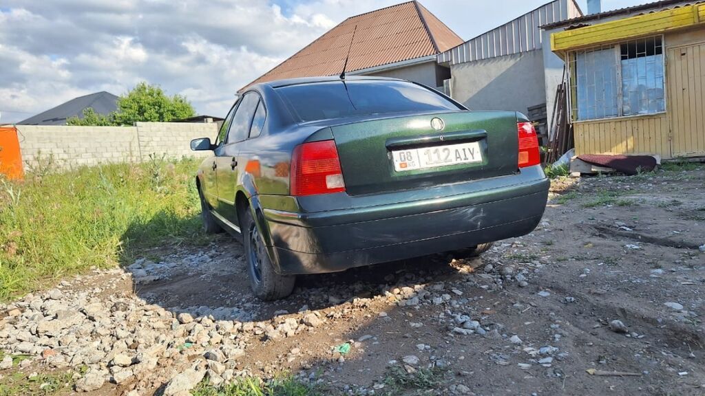 Volkswagen Passat: 1997 г., 1.6 л, Механика, Бензин, Седан: фото 7