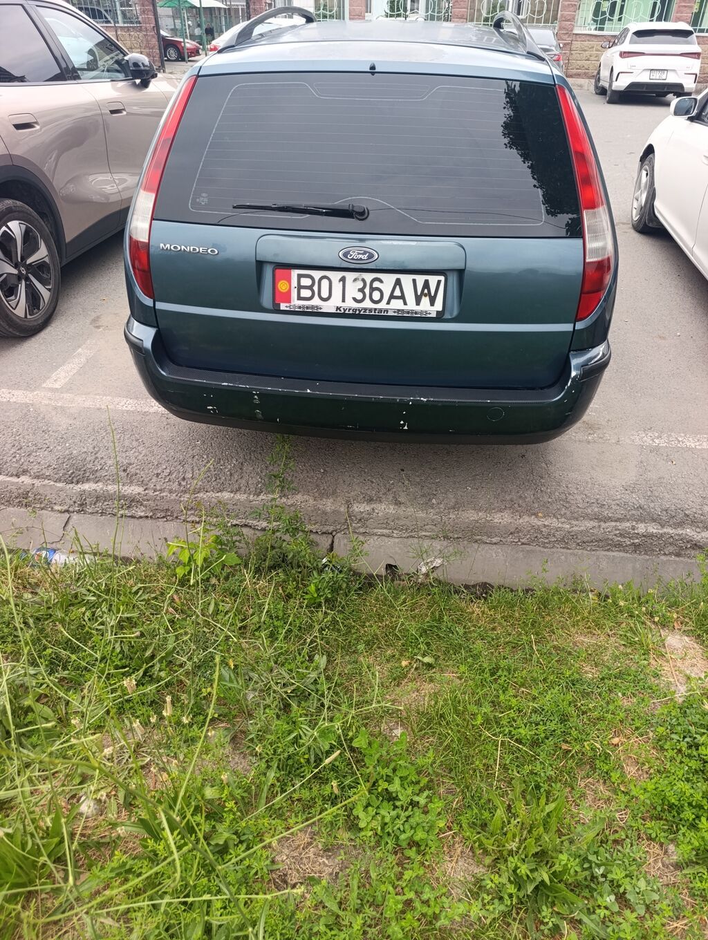 Ford Mondeo: 2000 г., 2 л, Механика, Дизель, Универсал: фото 1