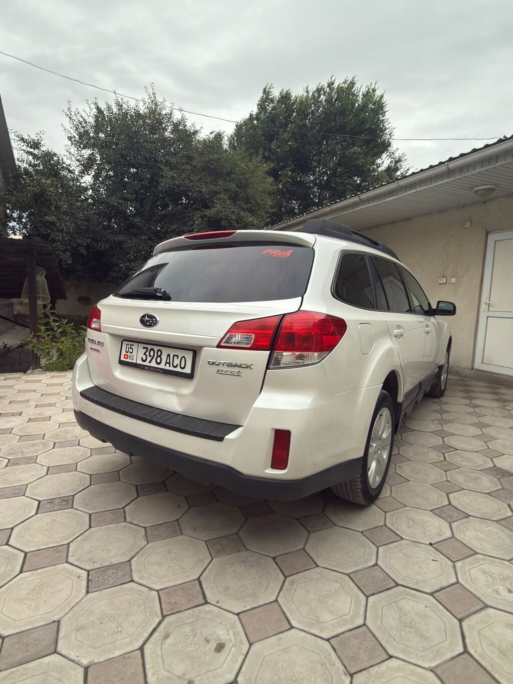 Subaru Outback: 2011 г., 2.5 л, Автомат, Бензин, Универсал — фото 6