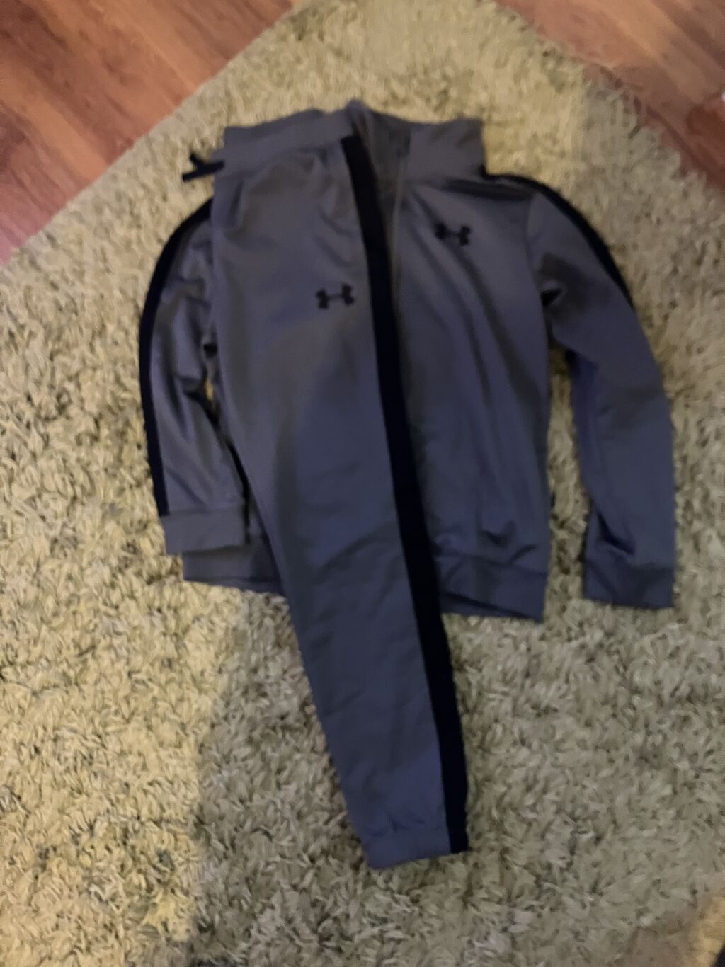 Trenerke: Komplet, Under Armour, bоја - Siva, Poliester