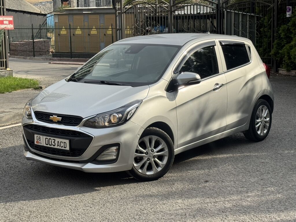 Chevrolet Spark: 2019 г., 1 л, Автомат, Бензин, Хэтчбэк: фото 2