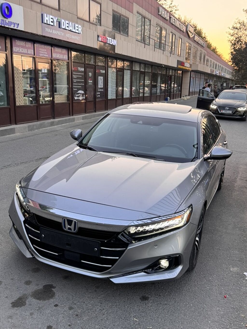 Honda Accord: 2020 г., 2 л, Вариатор, Гибрид, Седан: фото 3