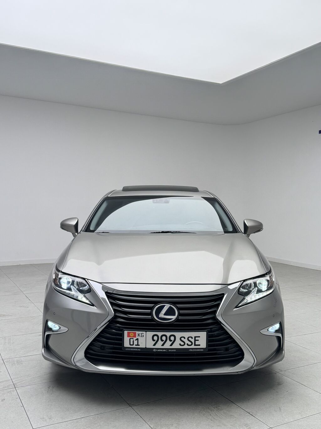 Lexus ES: 2016 г., 2.5 л, Автомат, Гибрид, Седан: фото 2