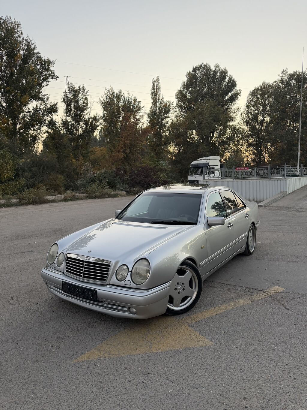 Mercedes-Benz E-класс AMG: 1998 г., 5 л, Автомат, Бензин, Седан: фото 5