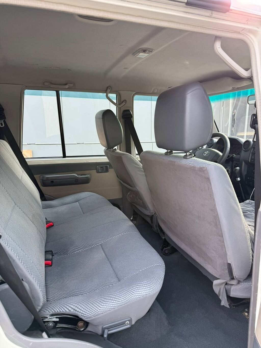 Toyota Land Cruiser: 2014 г., 4.2 л, Механика, Дизель, Внедорожник: фото 5