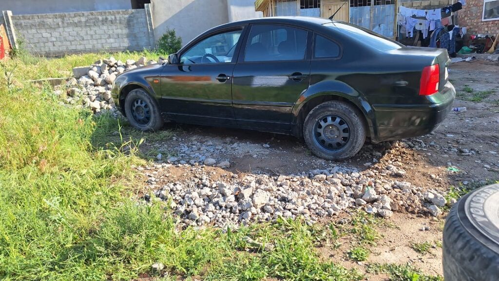 Volkswagen Passat: 1997 г., 1.6 л, Механика, Бензин, Седан: фото 4