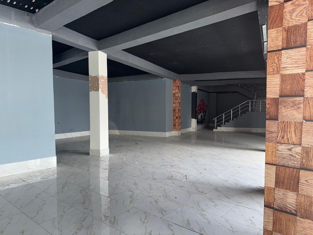 MAGAZA İCARƏYƏ VERİLİR! Biznes fəaliyyəti üçün əlverişli və rahat