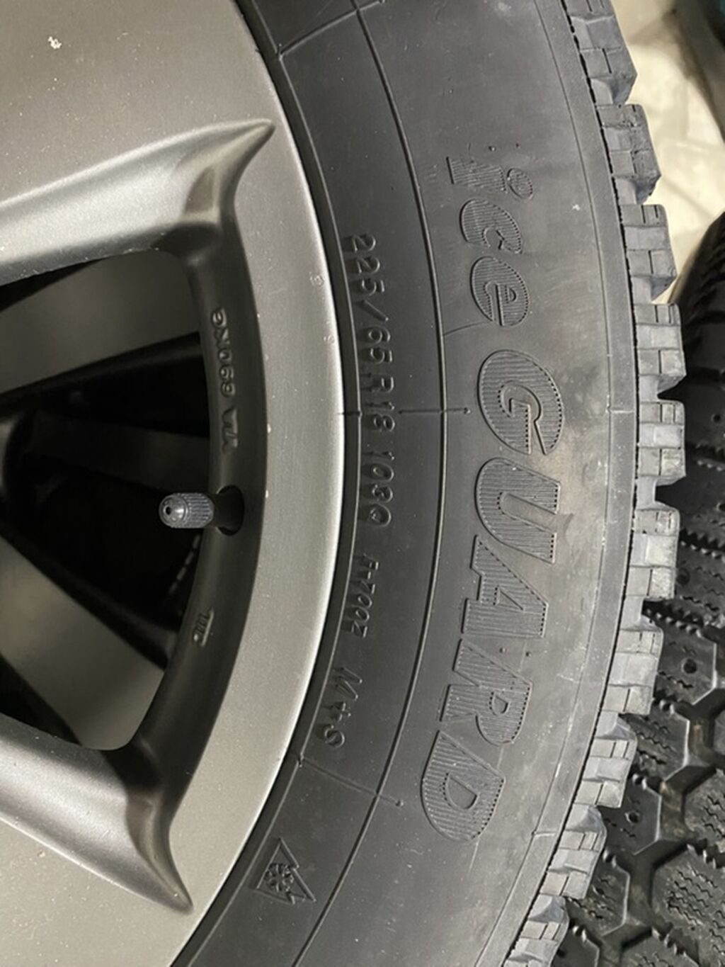 Колеса в сборе 225 / 65 / R 18, Зима, Б/у, Комплект, Литые, отверстий - 5: фото 3