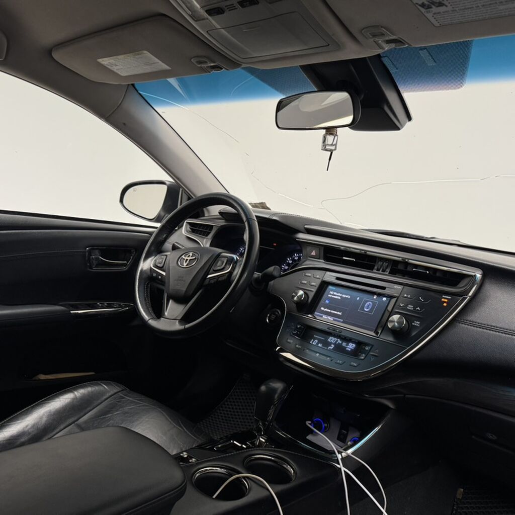 Toyota Avalon: 2017 г., 3.5 л, Автомат, Бензин, Седан: фото 8