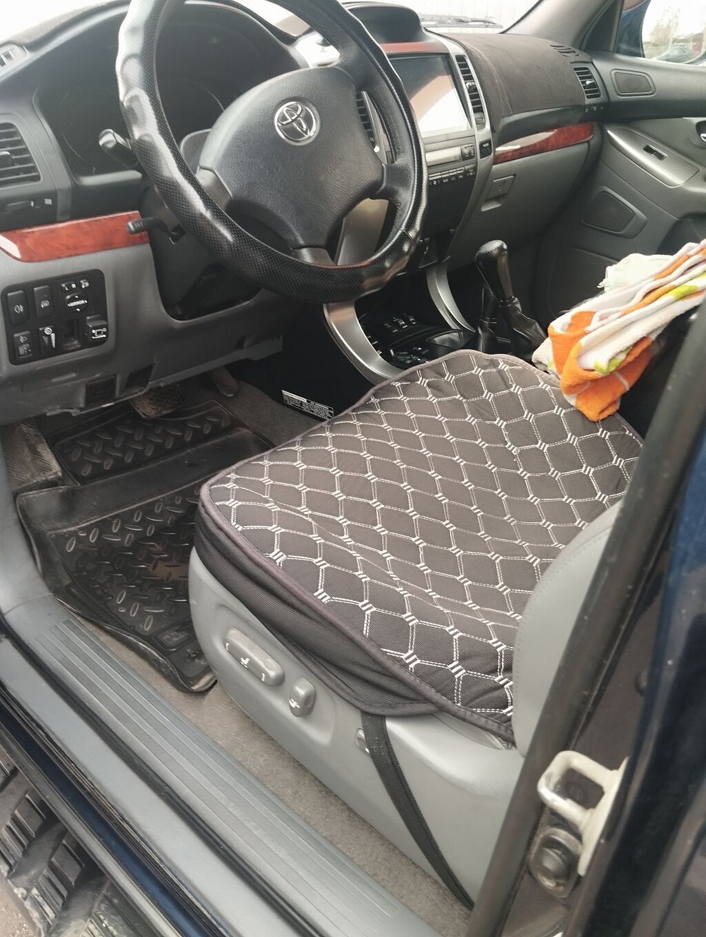 Toyota Land Cruiser Prado: 2006 г., 4 л, Автомат, Газ, Внедорожник: фото 5