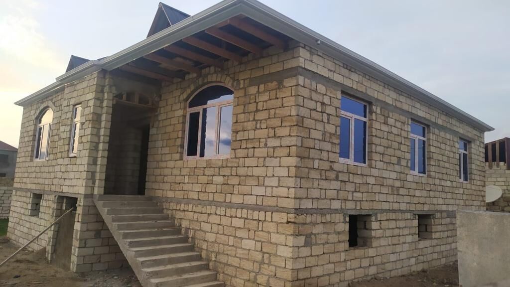 Mehdiabad 4 otaqlı, 175 kv. m, Təmirsiz