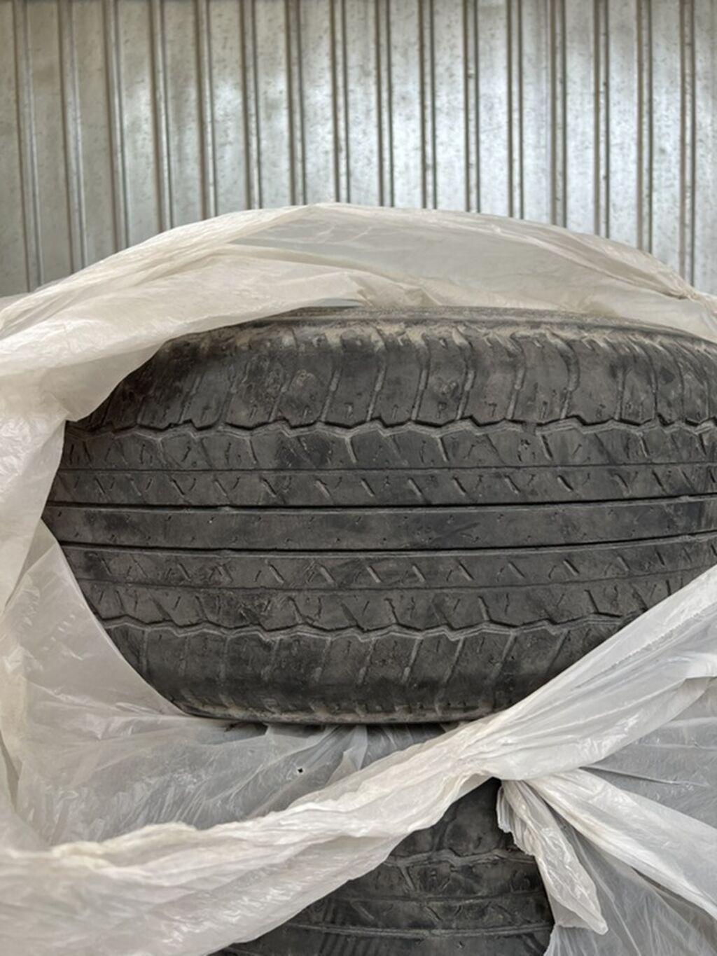 Японские шины Dunlop AT20 Grandtrek 265/65 R17 112S. Продам весь: фото 3