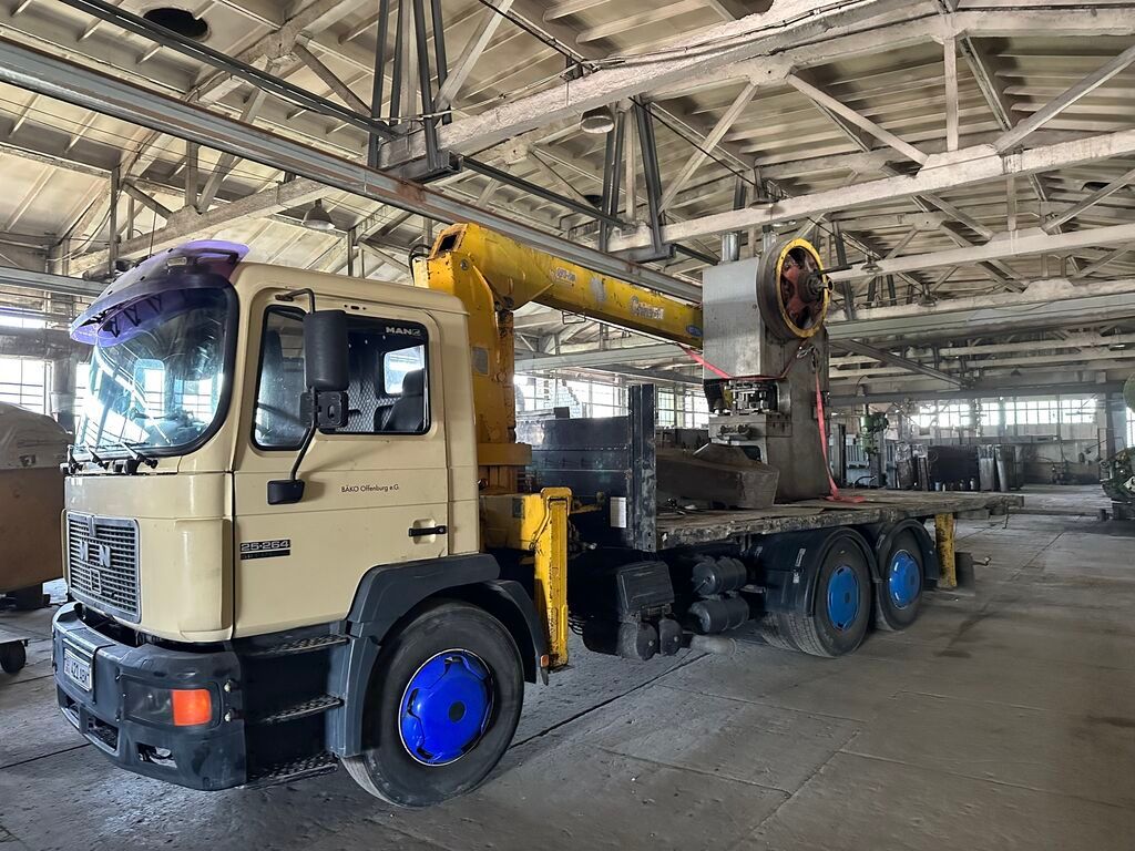 Кран-манипулятор, стрела 14 м, 8 т, борт 7,20 м