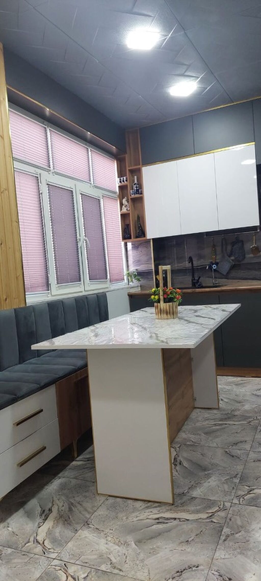 4 otaqlı, 100 kv. m, Yeni təmirli