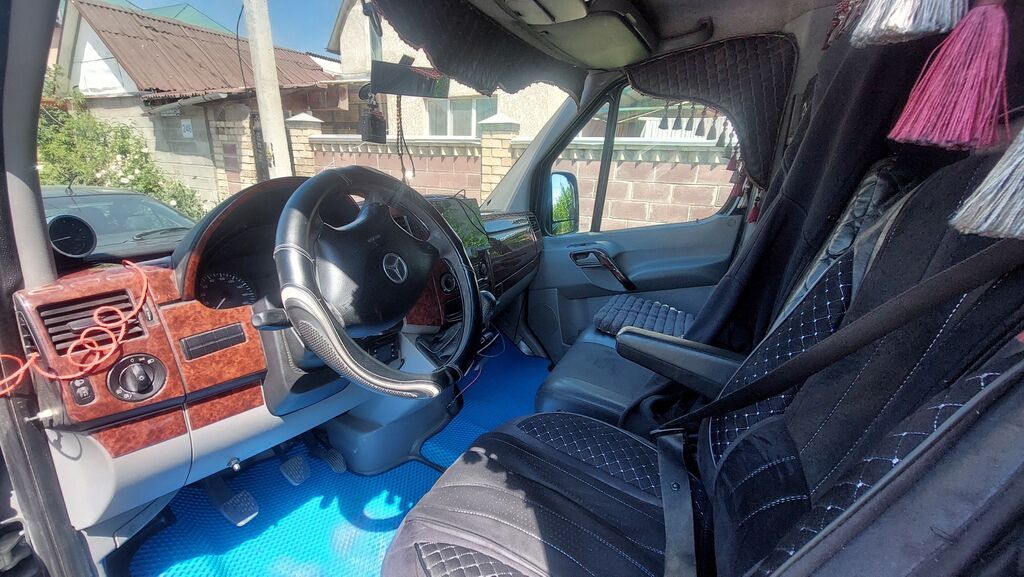 Mercedes-Benz Спринтер: 2011 г., 2.7 л, Механика, Дизель, Бус: фото 6