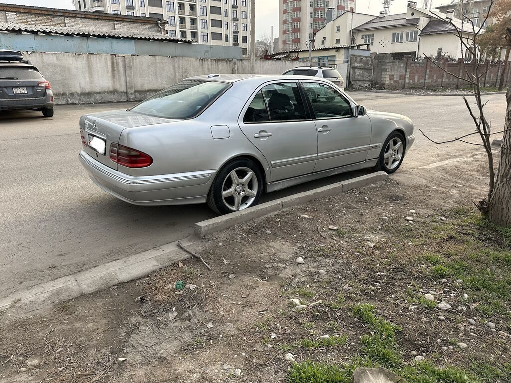 Mercedes-Benz E-Class: 2000 г., 3.2 л, Автомат, Бензин, Седан: фото 6