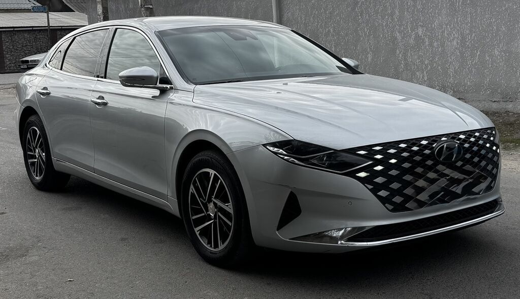 Hyundai Grandeur: 2019 г., 3 л, Автомат, Газ, Седан: фото 2