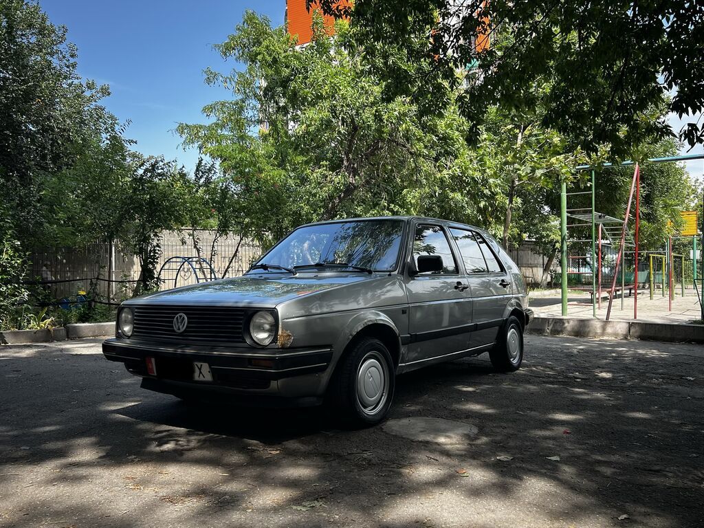 Volkswagen Golf: 1989 г., 1.6 л, Механика, Бензин, Хэтчбэк: фото 5