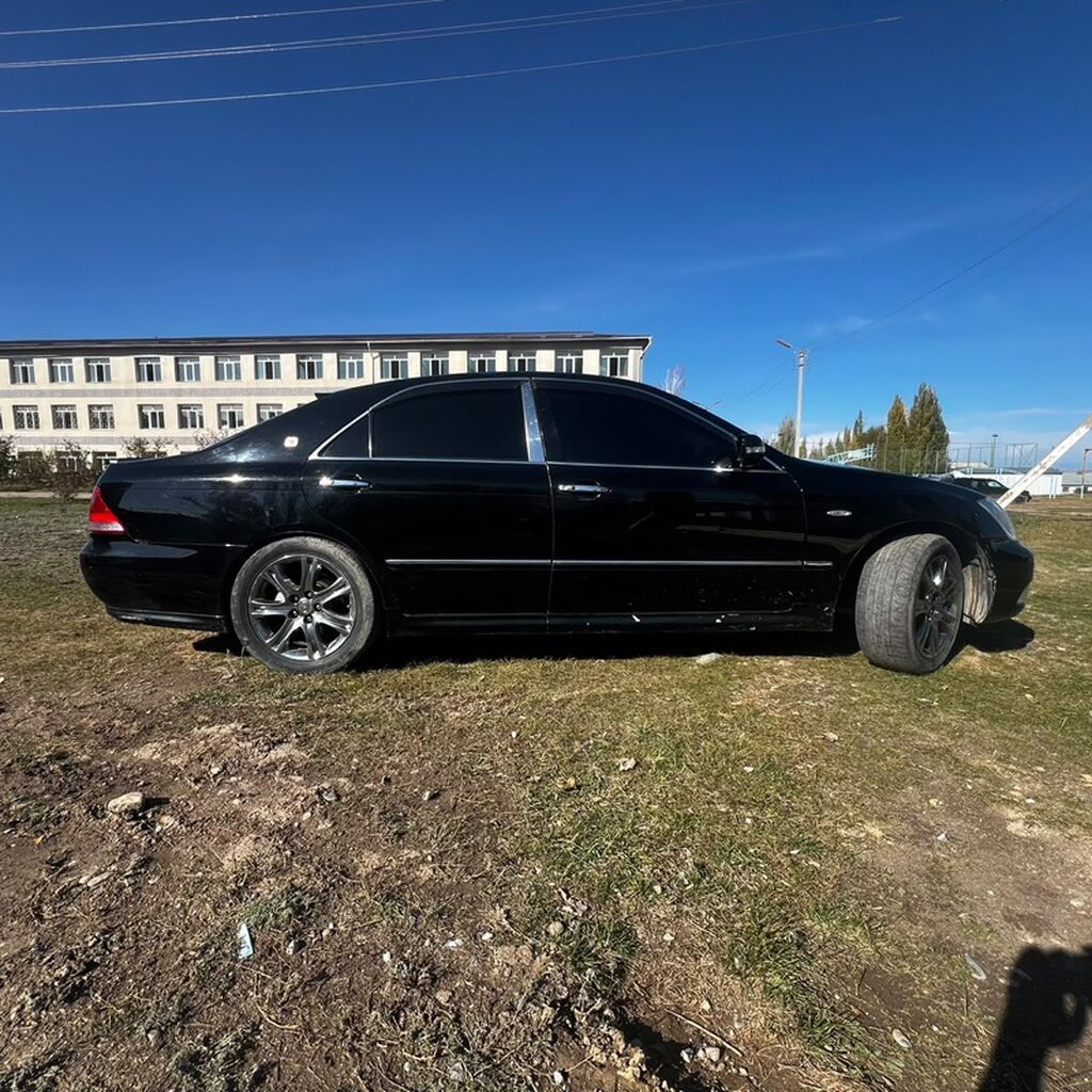 Toyota Crown: 2004 г., 3 л, Автомат, Бензин, Седан: фото 2