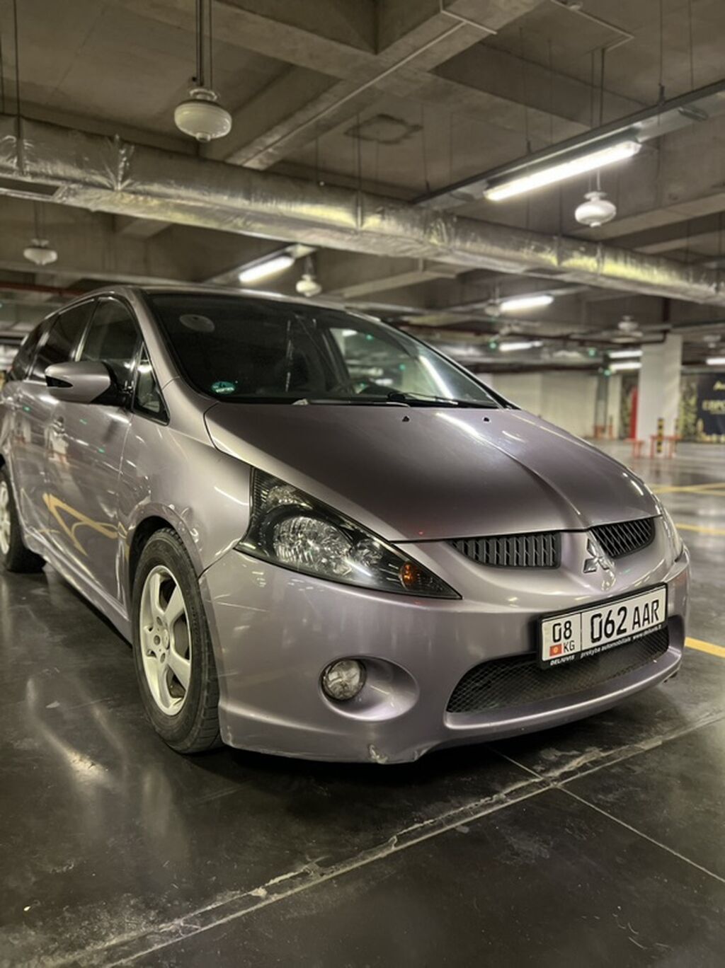 Mitsubishi Grandis: 2005 г., 2.4 л, Автомат, Бензин, Минивэн: фото 4