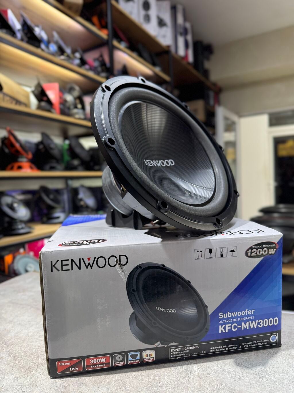 Kenwood оригинал саб. Основная задача сабвуфера Kenwood KFC-MW3000 в: фото 7