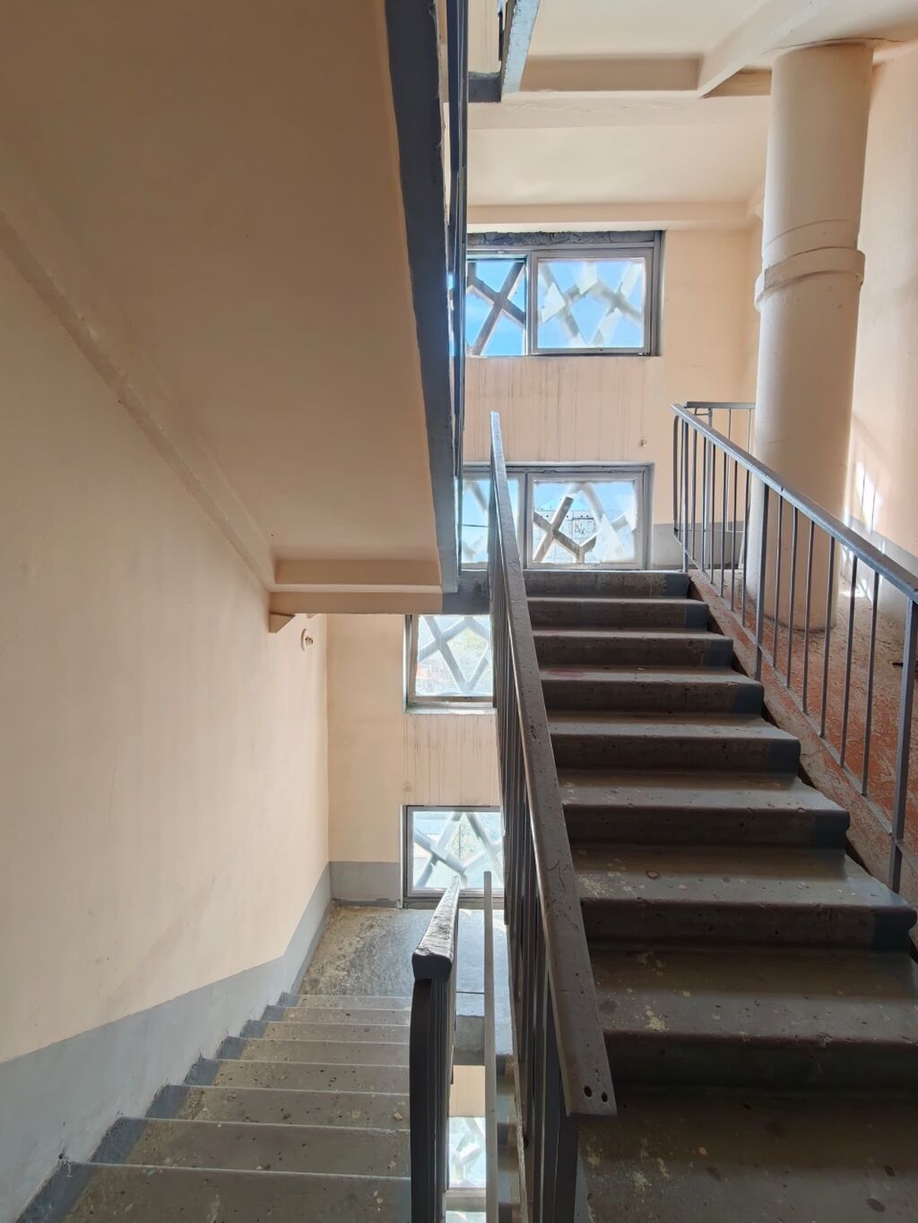 3 комнаты, 69 м², 1000 мелочей 105 серия, 7 этаж, Требуется ремонт: фото 6