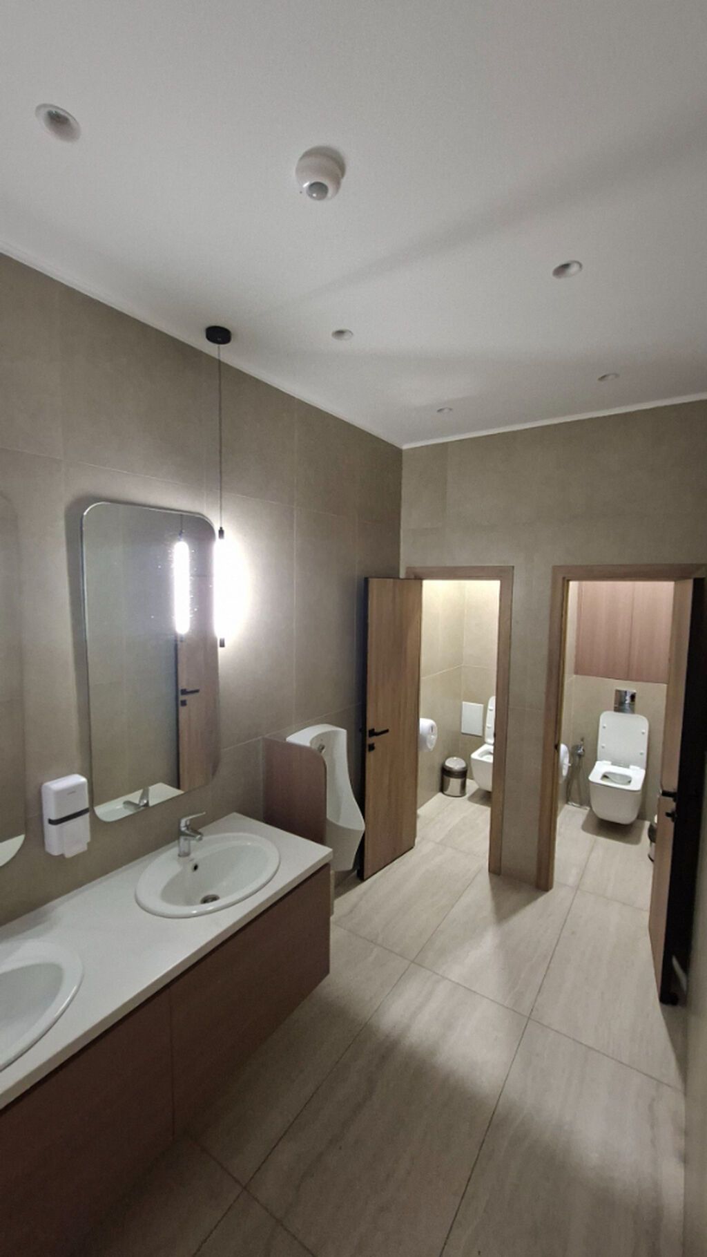 Аренда офисов, 57 м², В бизнес центре, С отдельным сан узлом, С системой безопасности, С юридическим адресом: фото 6