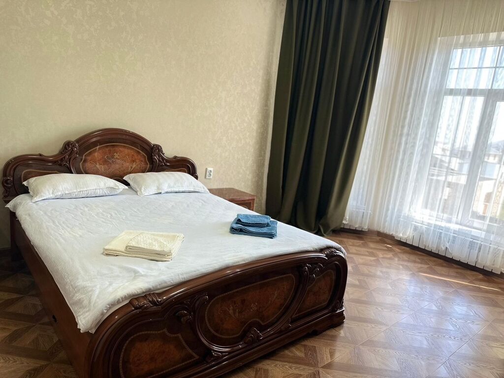 Доброго времени суток Каракол! В городе Каракол в гостевом доме: фото 4
