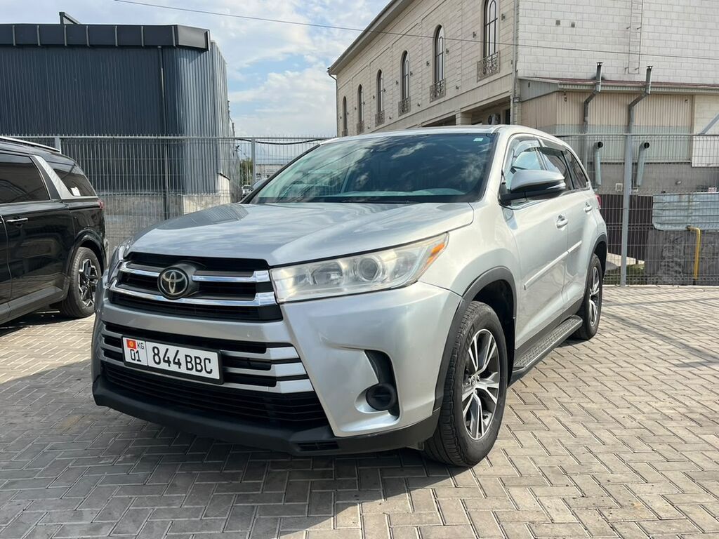 Toyota Highlander: 2018 г., 3.5 л, Автомат, Бензин, Кроссовер: фото 2