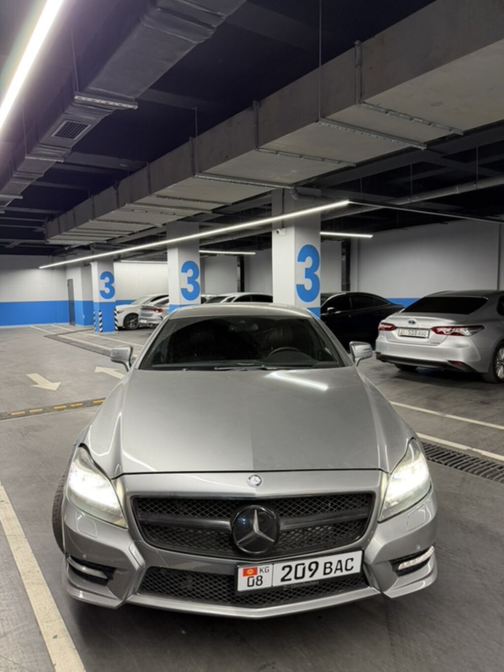 Mercedes-Benz CLS-Class: 2012 г., 4.7 л, Автомат, Бензин, Седан: фото 2