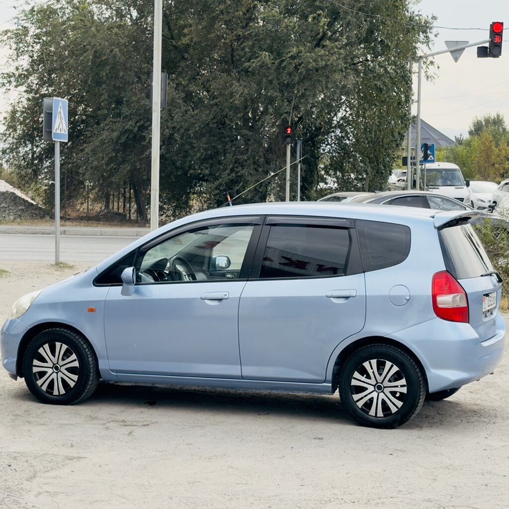 Honda Jazz: 2004 г., 1.4 л, Автомат, Бензин, Хэтчбэк: фото 4